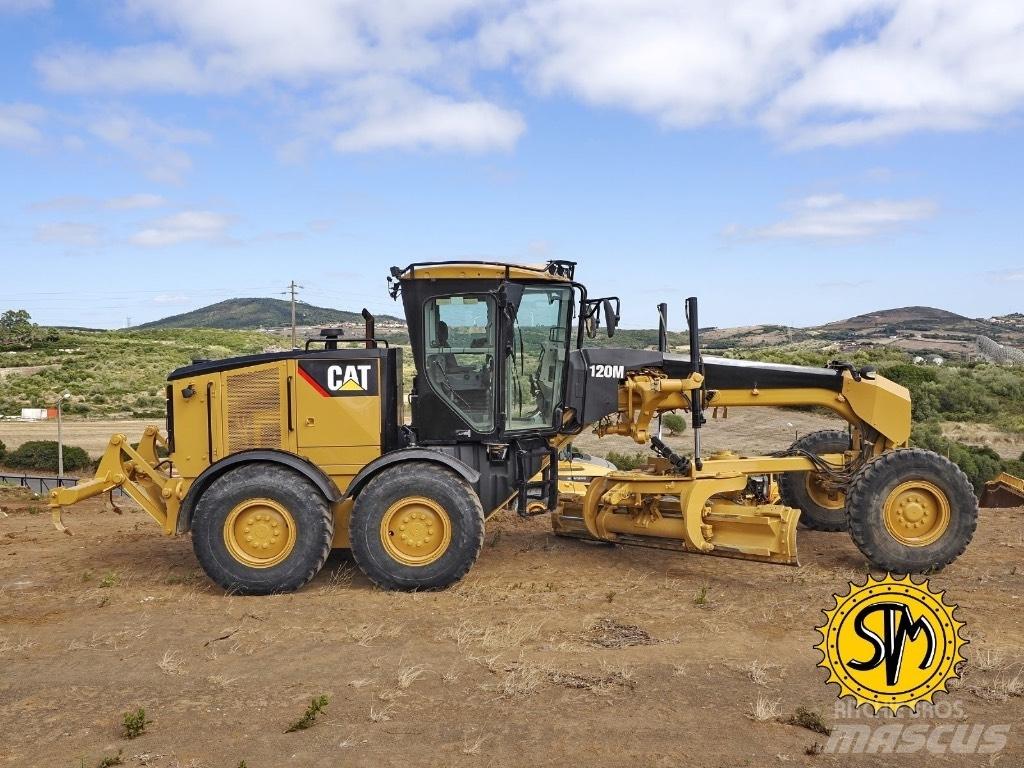CAT 120 M Grader
