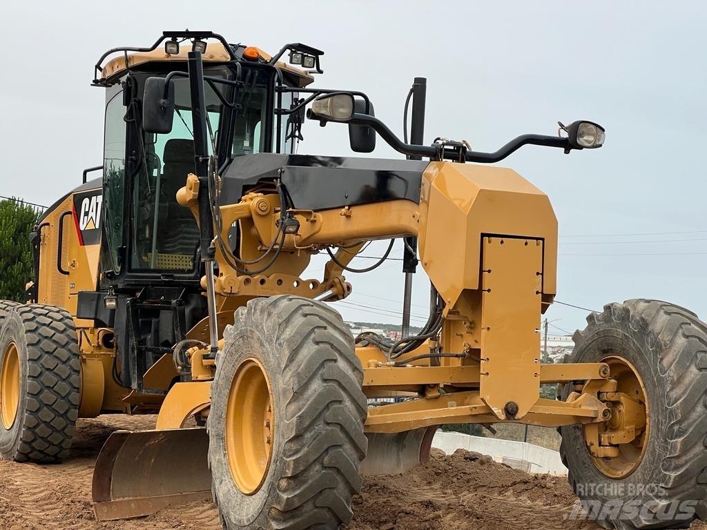 CAT 120 M Grader