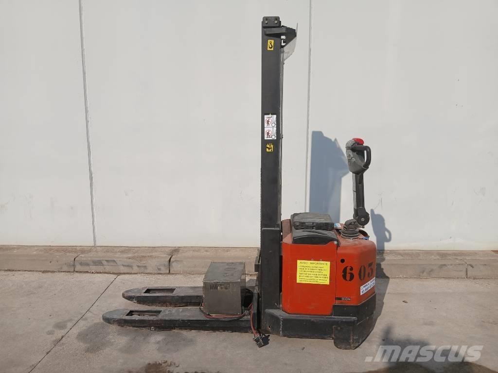 BT SWE 160 Deichselstapler