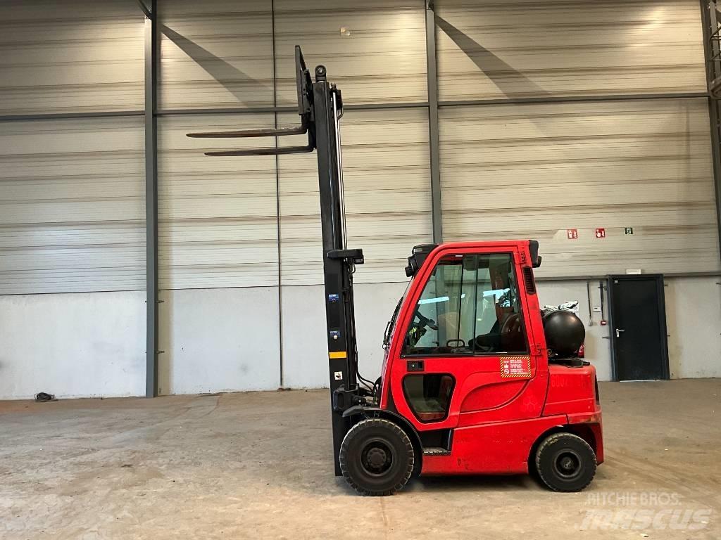 Hyster H 2.5 FT Gas Stapler