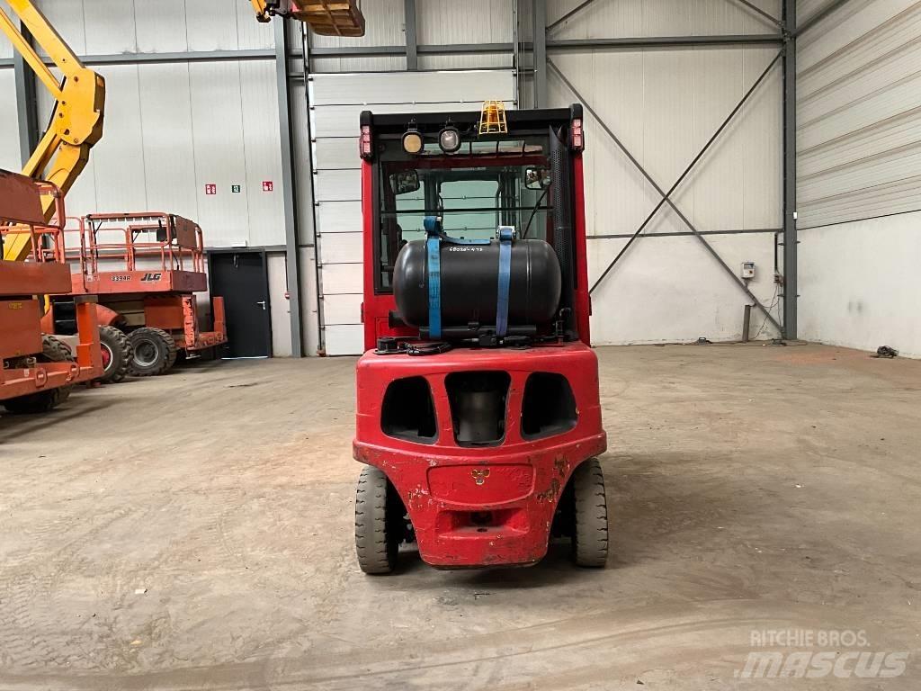Hyster H 2.5 FT Gas Stapler