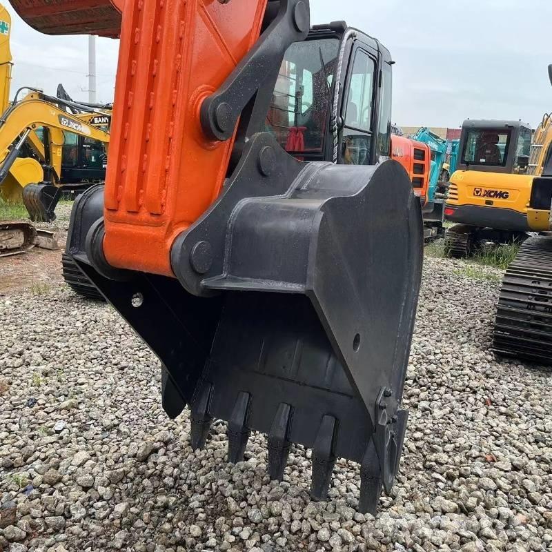 Doosan DX 225 Raupenbagger