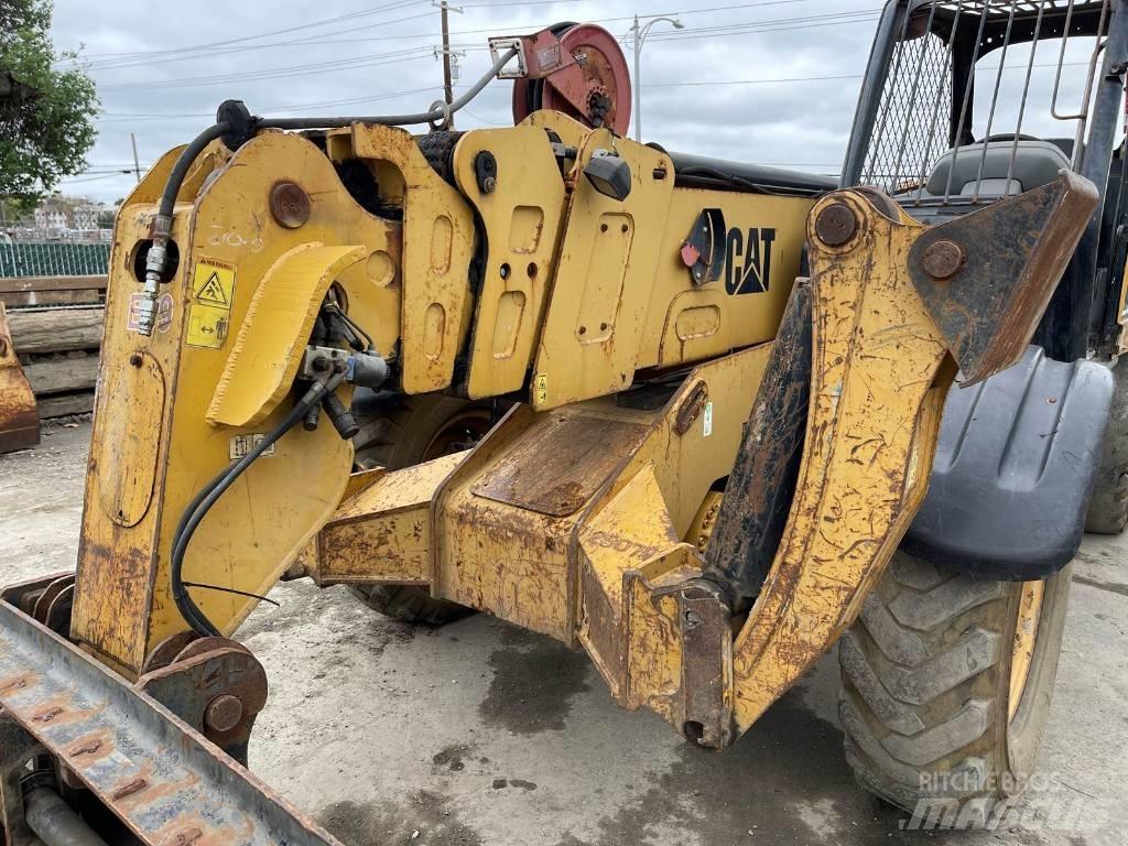 CAT TH 580 B Teleskoplader
