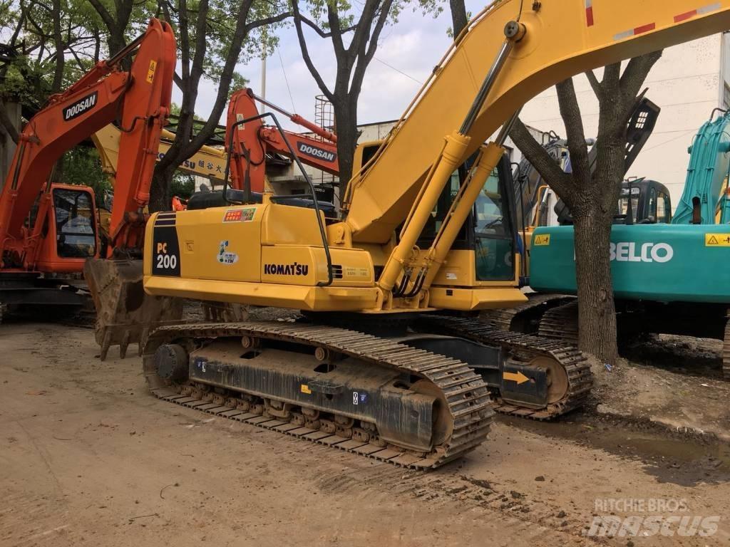 Komatsu PC 200 -8 Raupenbagger