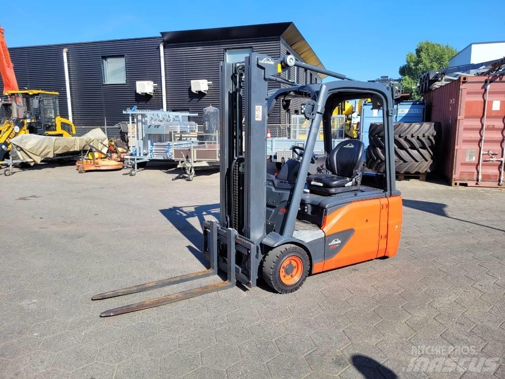Linde E16-02 Elektro Stapler