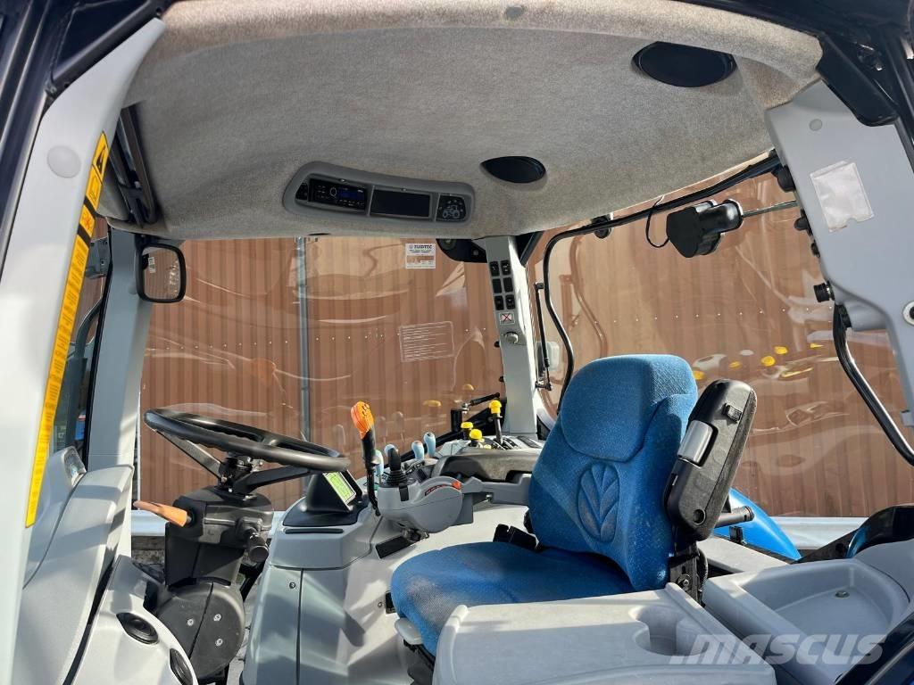 New Holland T7060 Traktoren