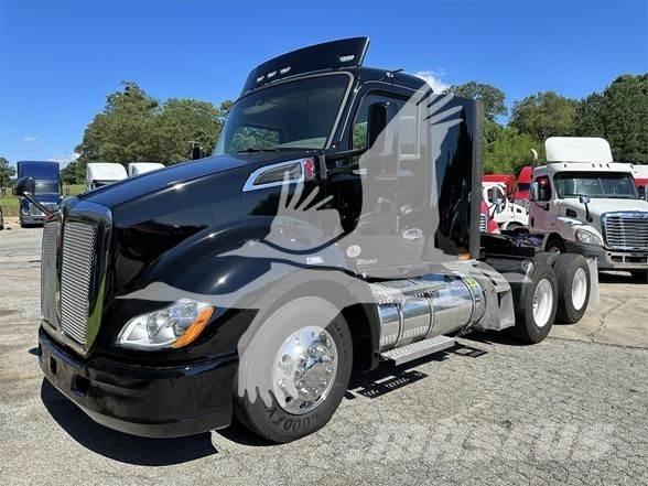 Kenworth T680 Sattelzugmaschinen