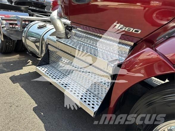 Kenworth T680 Sattelzugmaschinen