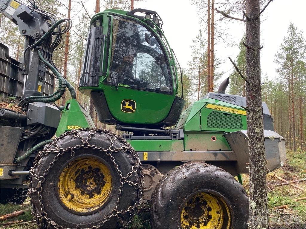 John Deere 1010G Forwarder