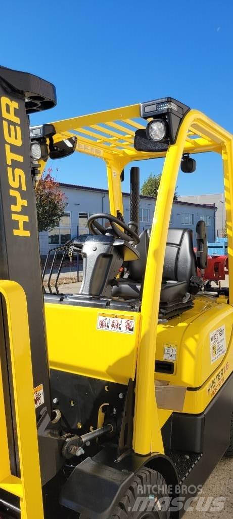 Hyster H 1.6 FT Gas Stapler
