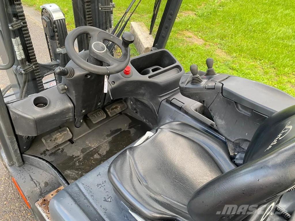 Linde E30L-01 Elektro Stapler