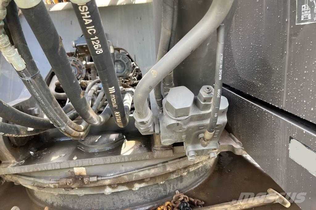 Volvo EC 240 C N L Raupenbagger