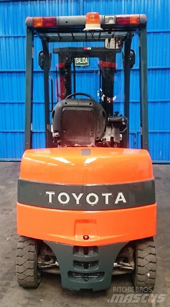 Toyota 7 FBMF 25 Elektro Stapler
