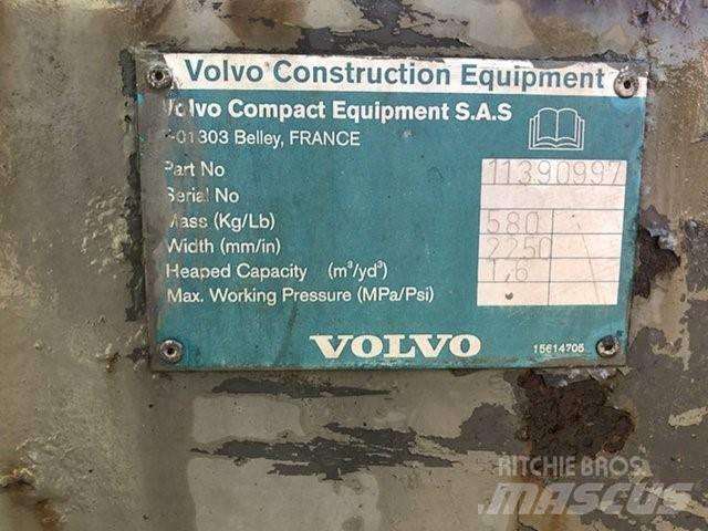 Volvo Puinbak Siebschaufeln