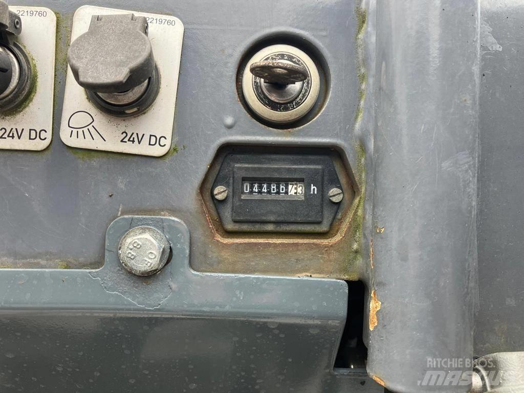 Vögele SUPER 800-3i Strassenfertiger