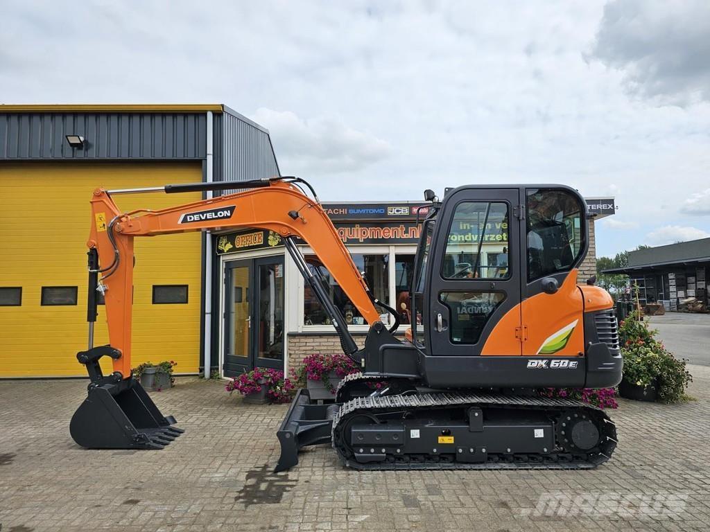 Develon DX60E-10N Minibagger < 7t