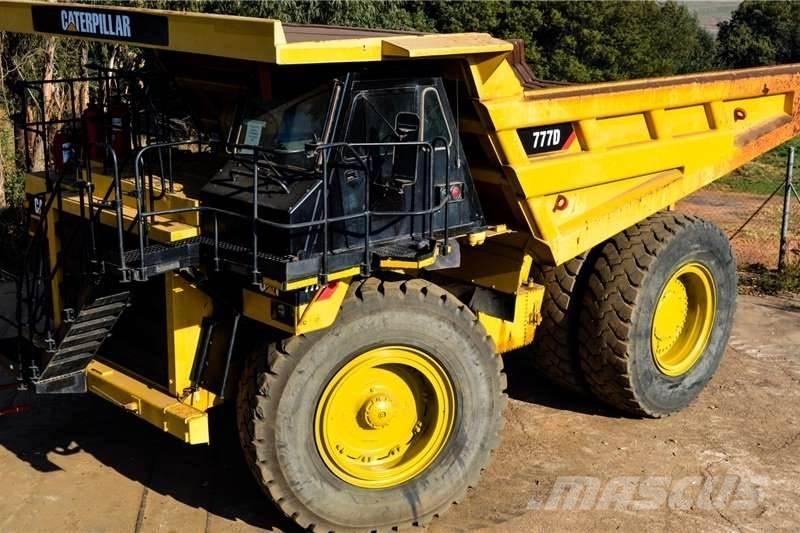 CAT 777D Andere Fahrzeuge