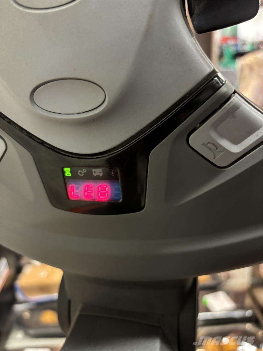 Toyota SWE120 Selbstfahrstapler