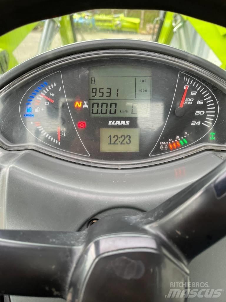 CLAAS Arion 420 CIS Traktoren
