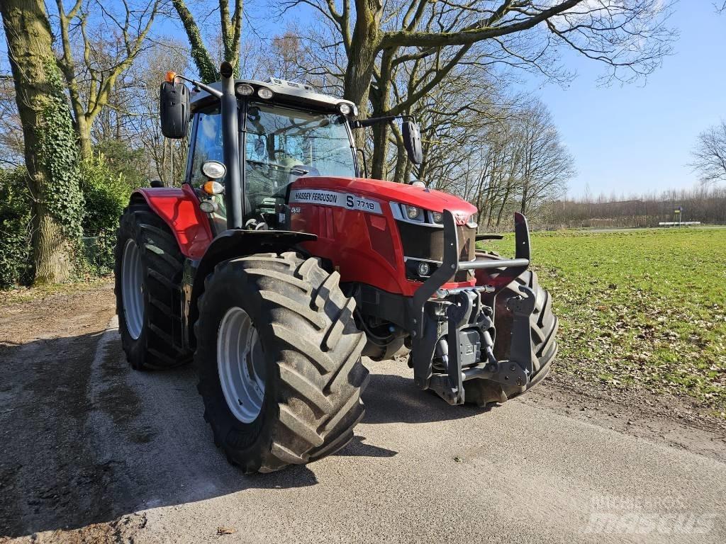 Massey Ferguson 7719 Traktoren