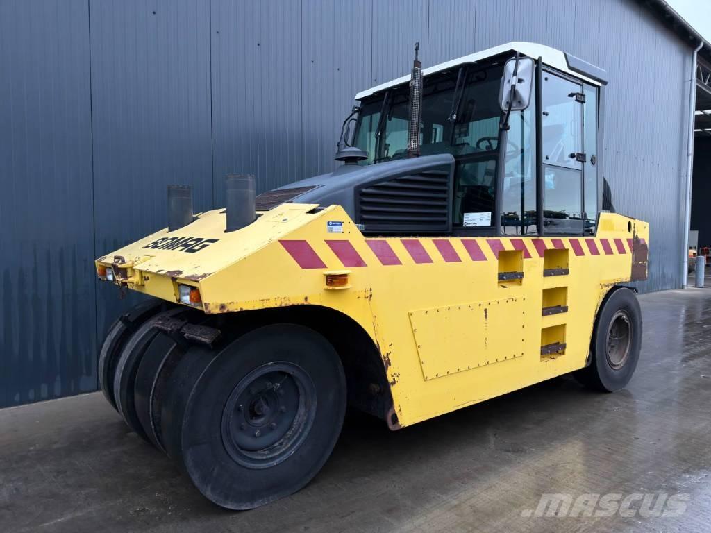 Bomag BW24R Gummiradwalzen