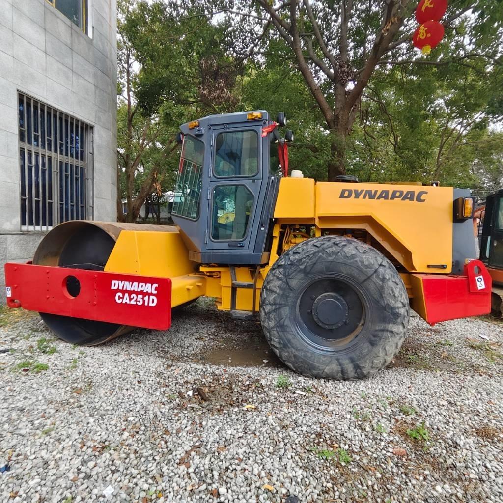 Dynapac CA 251 Walzenzüge