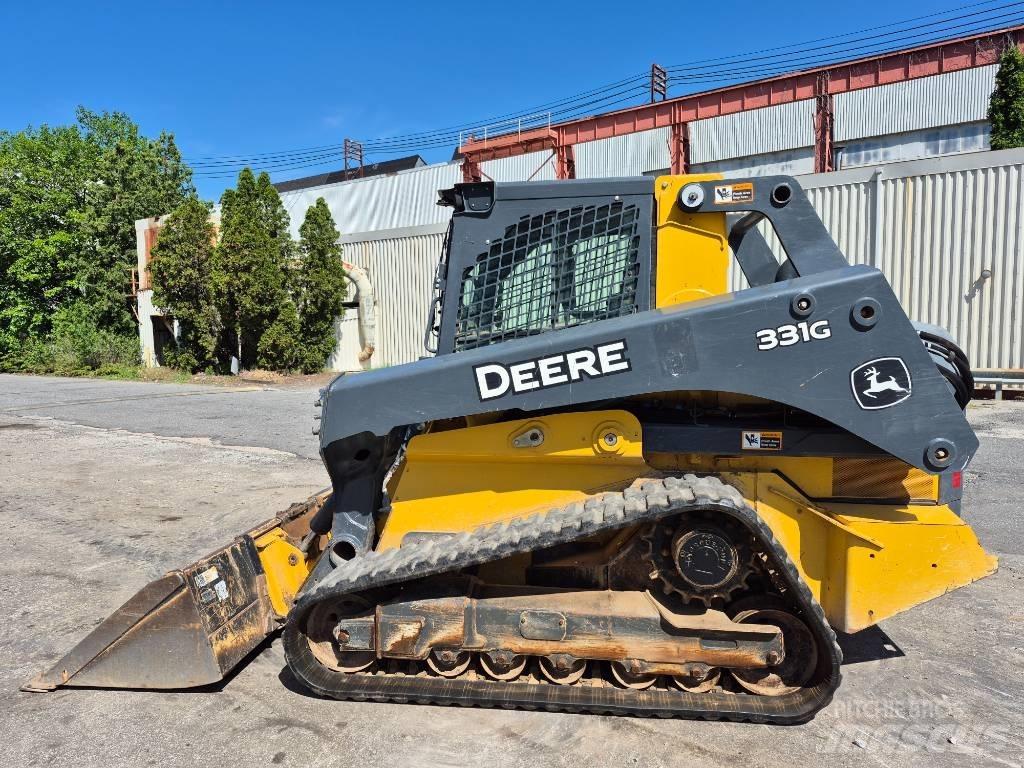 John Deere 331G Kompaktlader