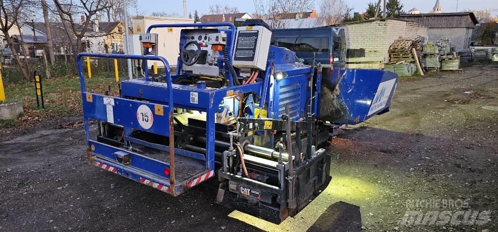 CAT AP 255 E Strassenfertiger