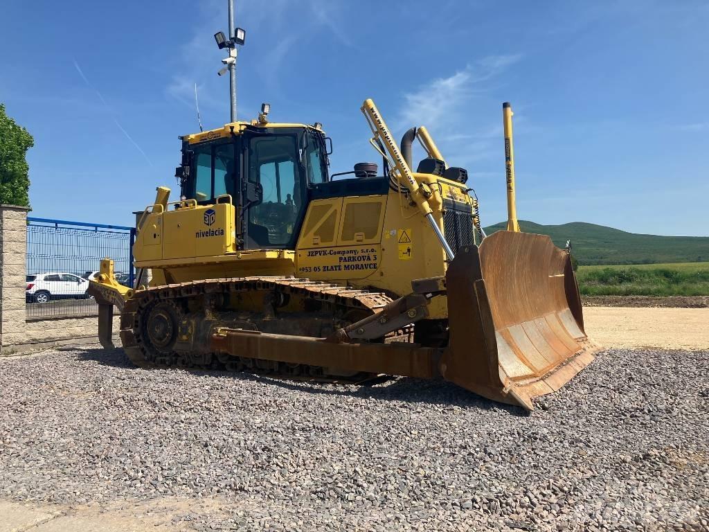 Komatsu D65 EX-18 Bulldozer