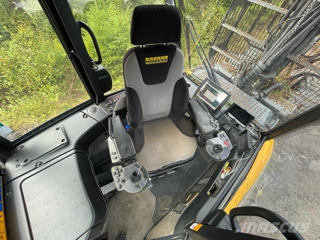 Ponsse Gazelle Forwarder