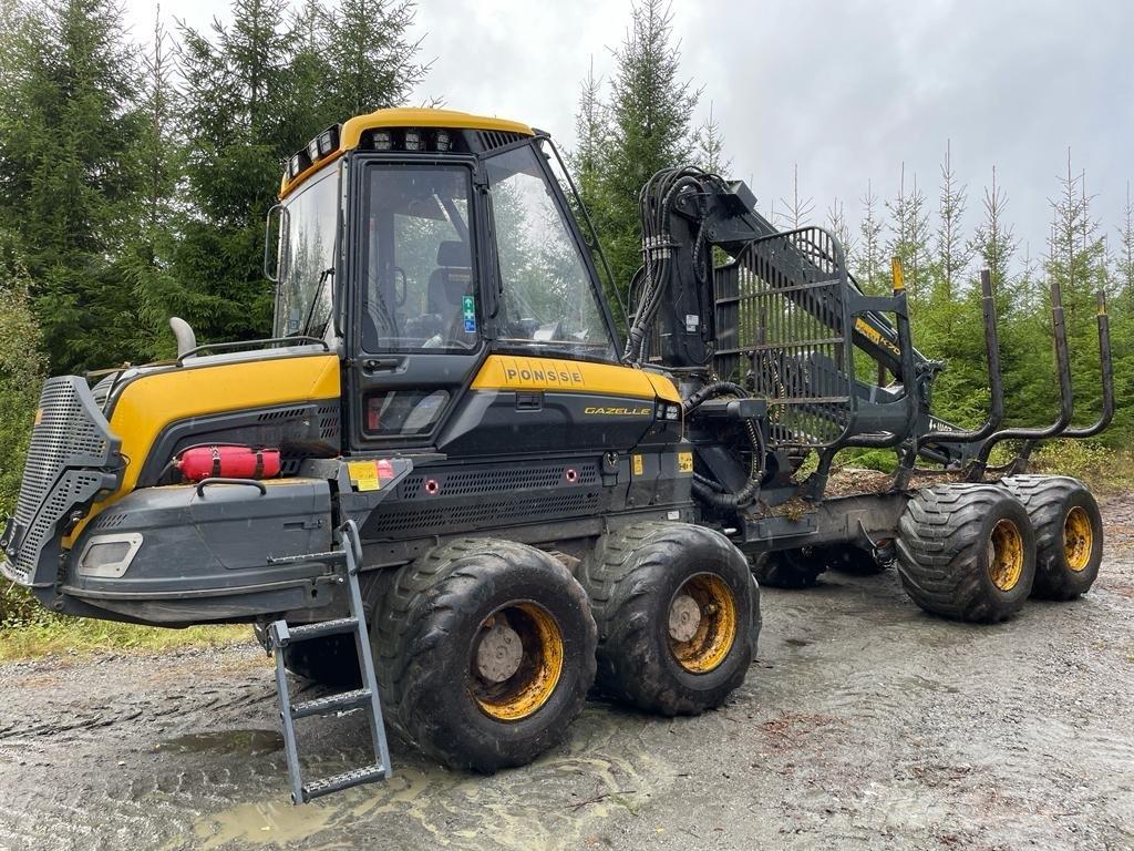 Ponsse Gazelle Forwarder
