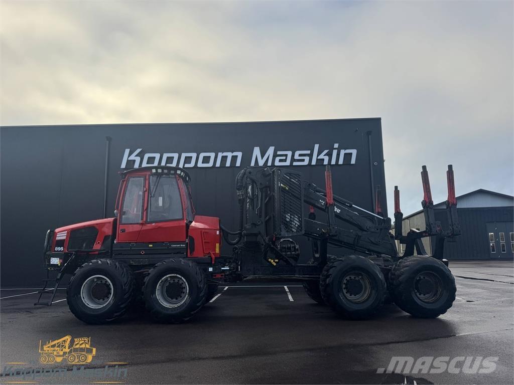 Komatsu 895 Forwarder