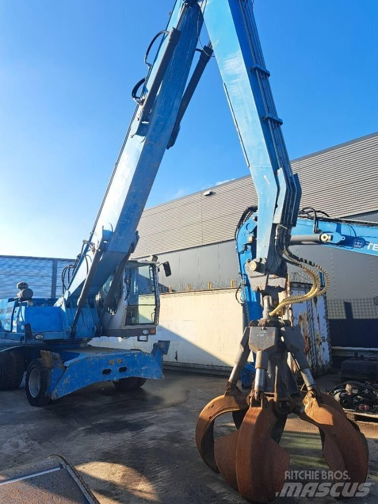 Fuchs MHL340D Materialumschlag