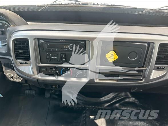 Hino 268A Sonstige Baumaschinen