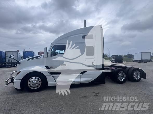 Kenworth T680 Sattelzugmaschinen