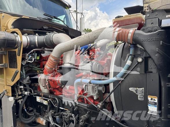 Kenworth W900 Sattelzugmaschinen