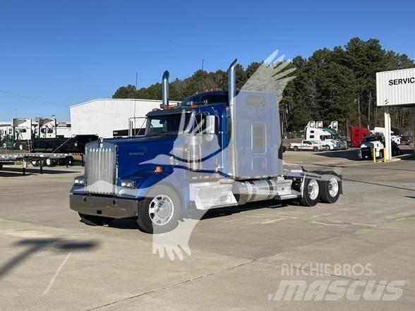 Kenworth W900L Sattelzugmaschinen