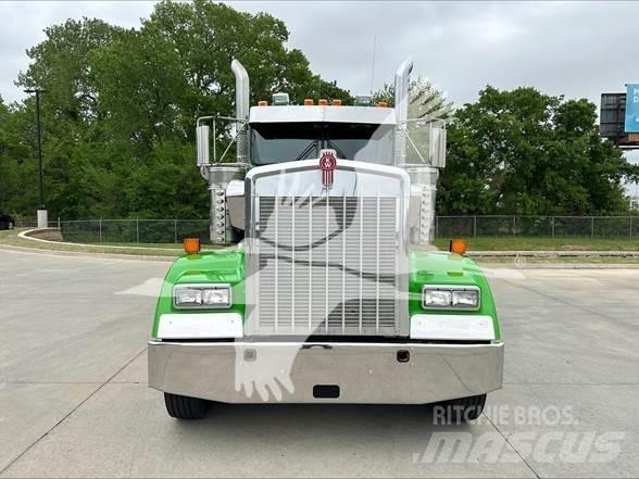 Kenworth W900L Sattelzugmaschinen