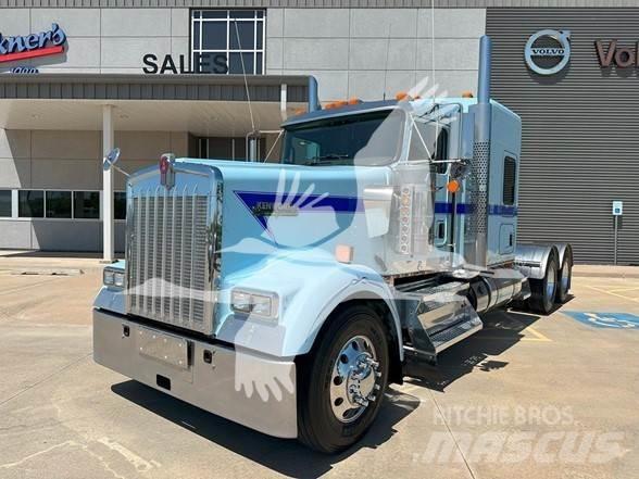 Kenworth W900L Sattelzugmaschinen