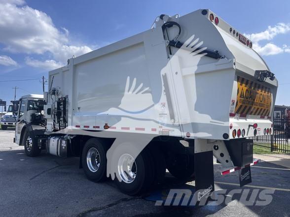 Mack LR64R Müllwagen