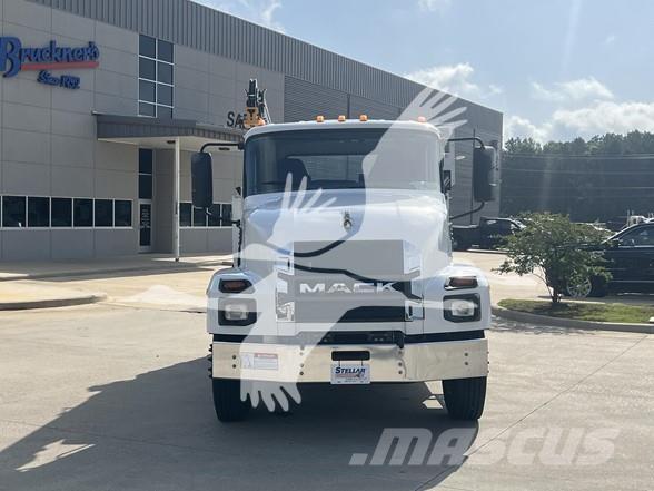 Mack MD6 Sonstige Baumaschinen