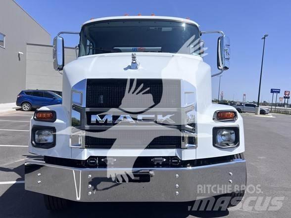 Mack MD7 Sonstige Baumaschinen