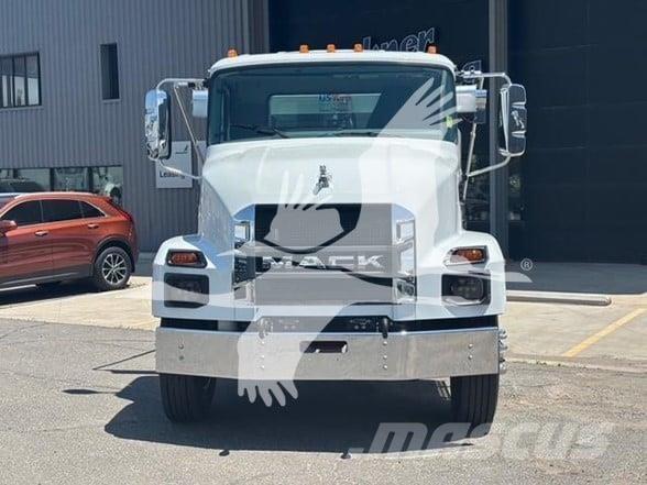 Mack MD7 Sonstige Baumaschinen