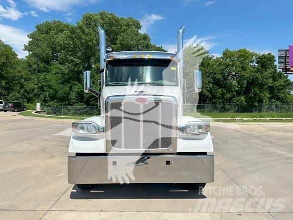 Peterbilt 567 Sattelzugmaschinen