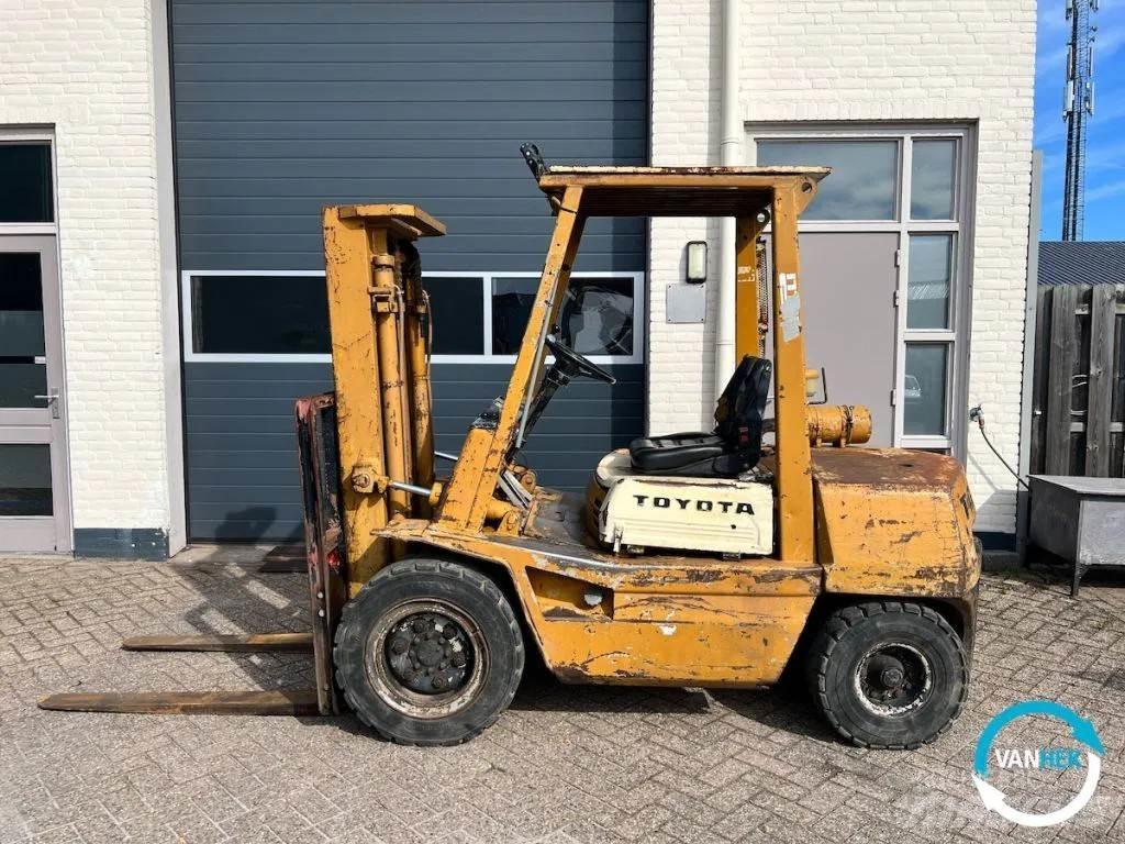 Toyota 3FD30 3FD30 Diesel Stapler