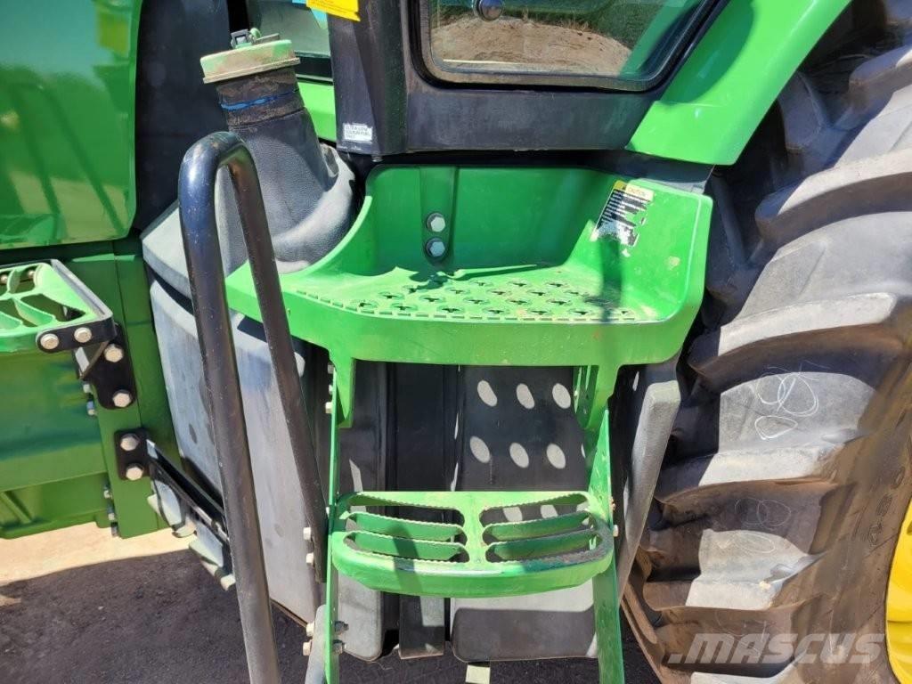 John Deere 8310 R Traktoren
