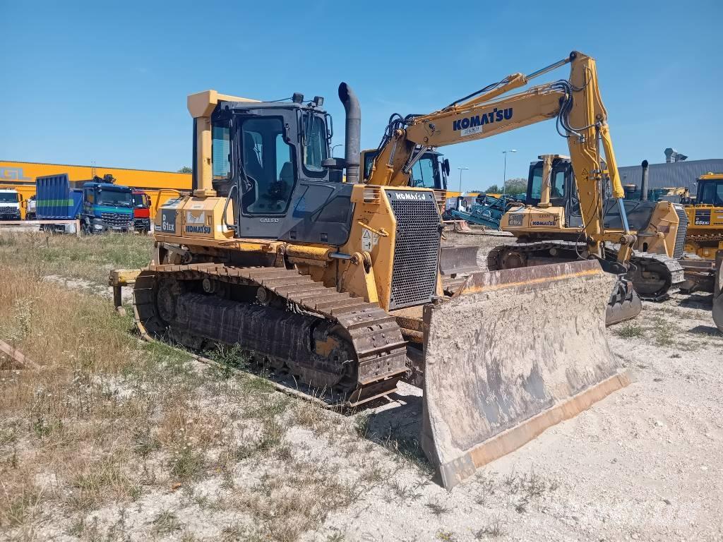 Komatsu D 61 EX-15 Bulldozer