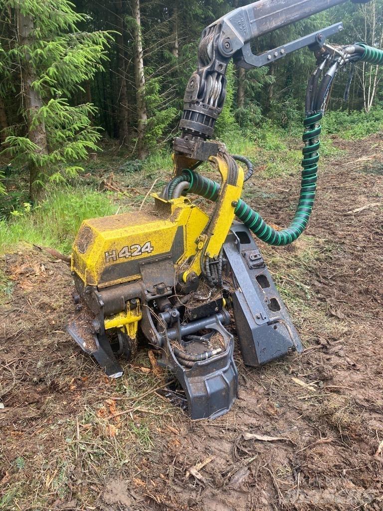 John Deere 1170G Harvester