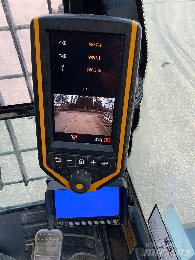 JCB JS 20 MH Materialumschlag