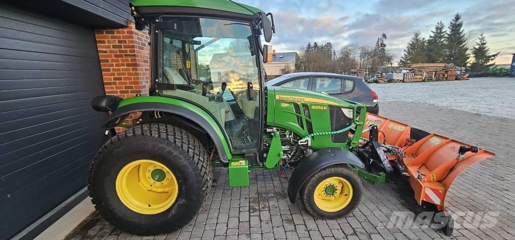 John Deere 4052 R Traktoren
